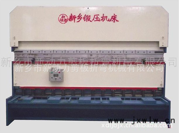 供應(yīng)新動(dòng)力供應(yīng)高質(zhì)QB12W67y*1500剪板折彎兩用機(jī)鈑金加工設(shè)備
