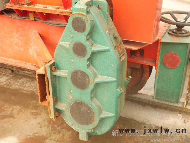 供應(yīng)生產(chǎn)銷售化工機械減速機、變速機 減速機廠 QY3D系列減速機
